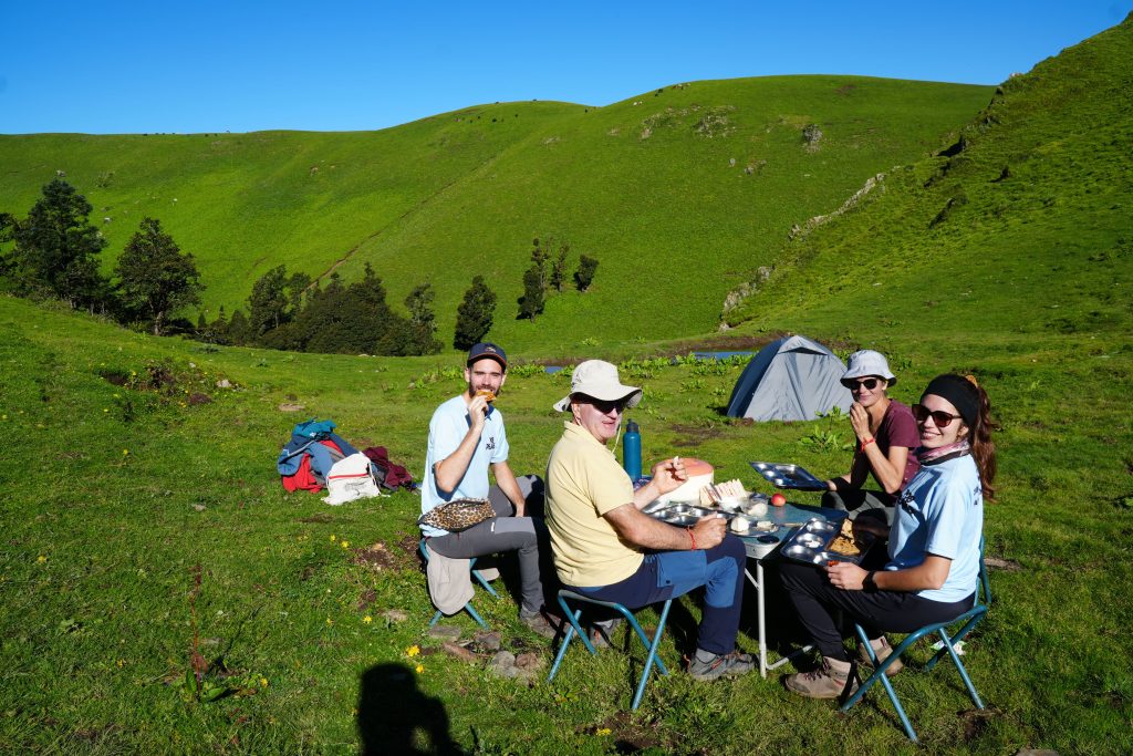 Ali Bedni Bugyal Trek